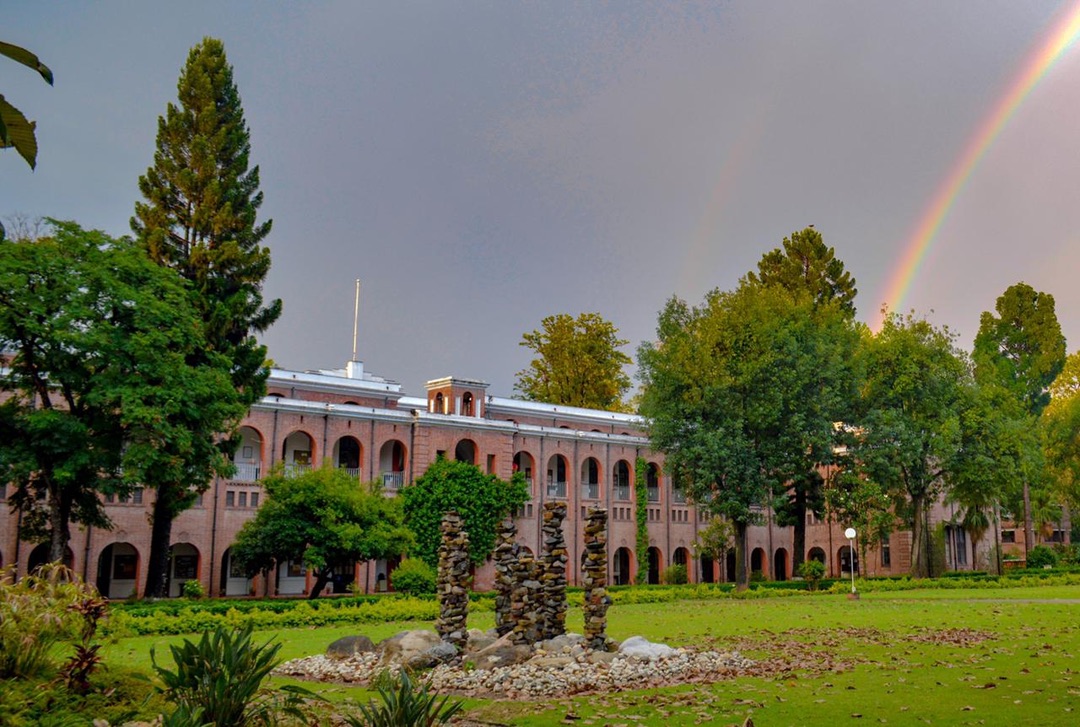 School arches with mountain view